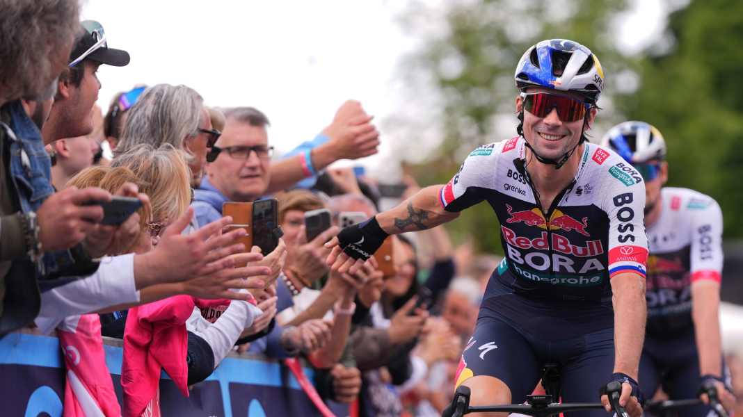 Slowenien-Abstecher: Favorit Roglic verliert Zeit beim Giro