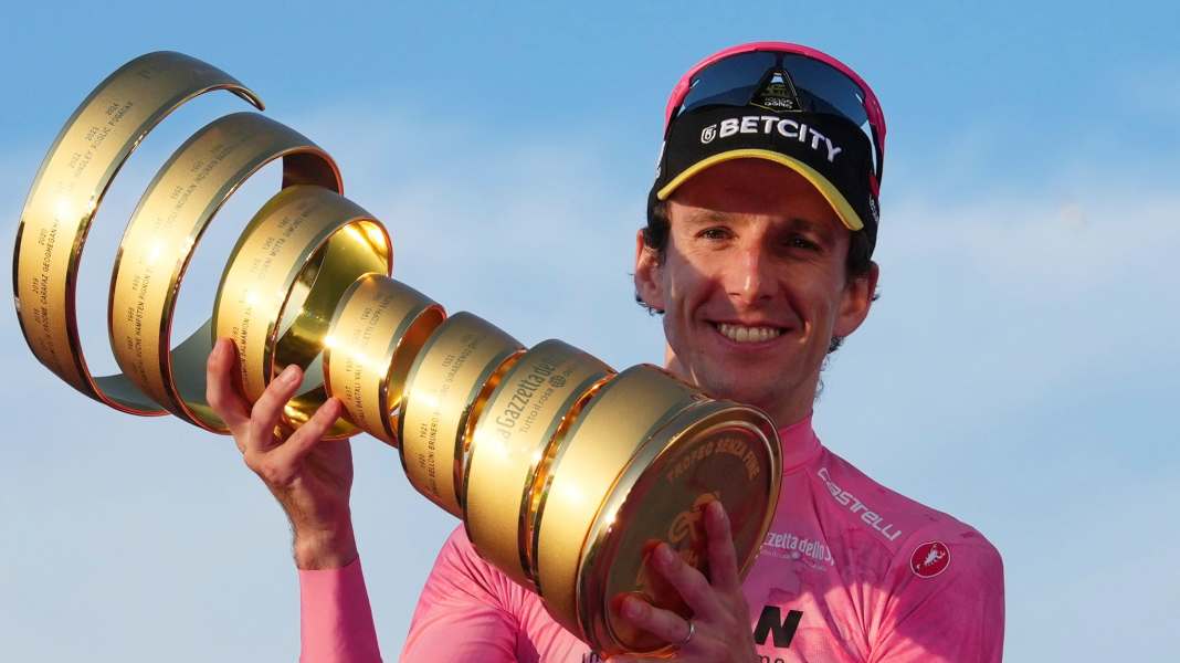 Giro- und Vuelta-Sieger Simon Yates beendet Karriere sofort