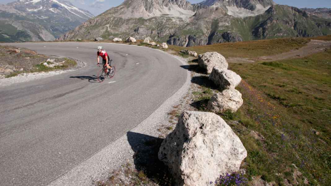 Anstiege der Alpen: Col de l'Iseran - Col de l'Iseran: Ein Sanfter Riese