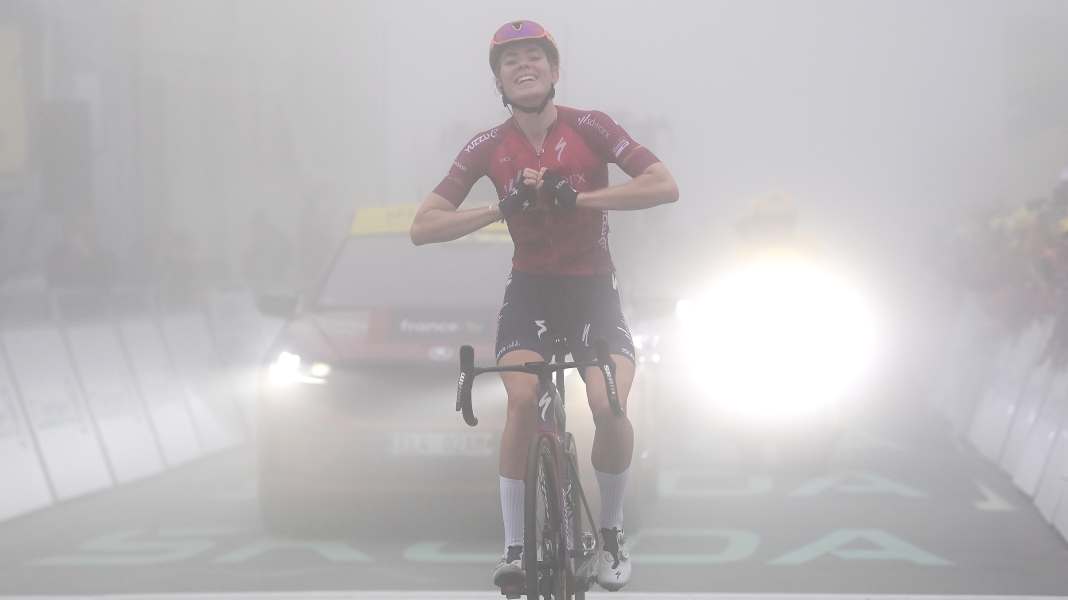 Tour de France Femmes: Vollering übernimmt mit Sieg am Tourmalet das Gelbe Trikot