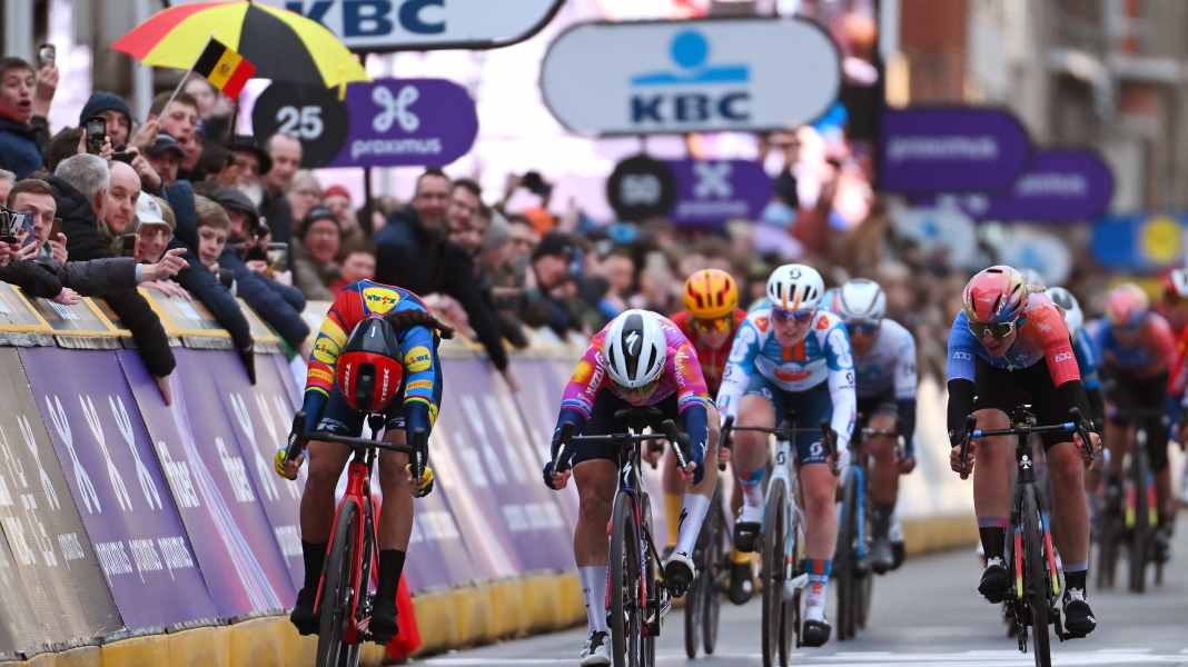Gent-Wevelgem 2024: Wiebes schlägt Balsamo im Fotofinish