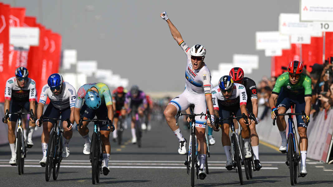 UAE Tour 2025: Merlier jubelt in Dubai - Pogačar in Ausreißergruppe