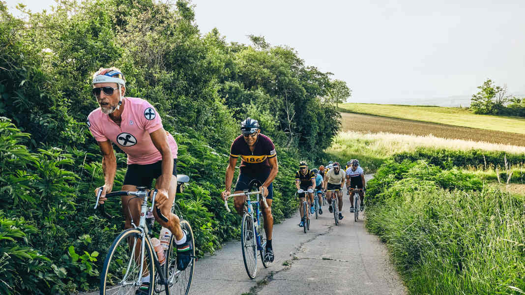 Retro-Events 2023: Veranstaltungen für Stahlrahmen und Wolltrikots