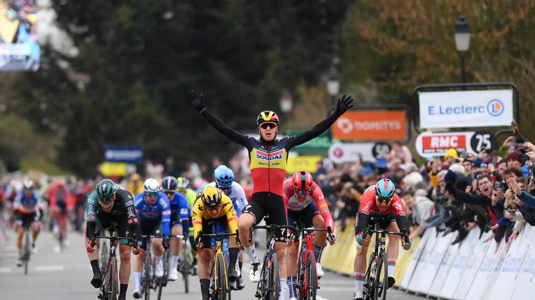 Paris-Nice : Merlier remporte la 1ère étape - Bennett, le sprinter de Bora, deuxième