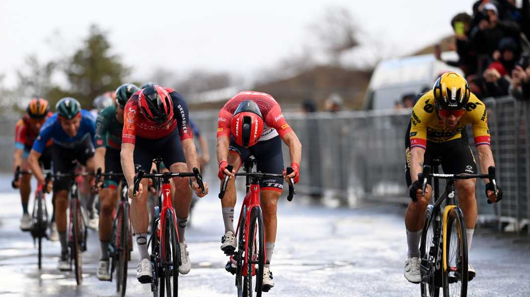 Tirreno-Adriatico: Kämna verliert Blaues Trikot bei Bergankunft