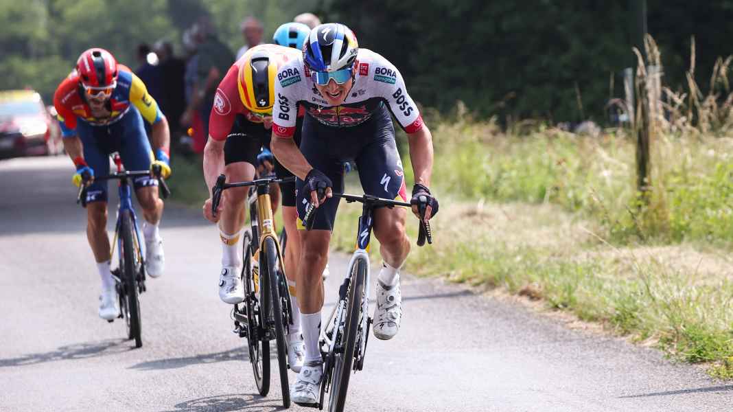 Dauphiné: Lipowitz climbs in the overall standings - Romeo wins stage 3
