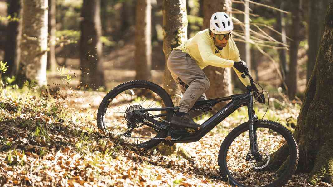 May bargains for mountain bikers: bargains for trail raiders and those who want to become one!