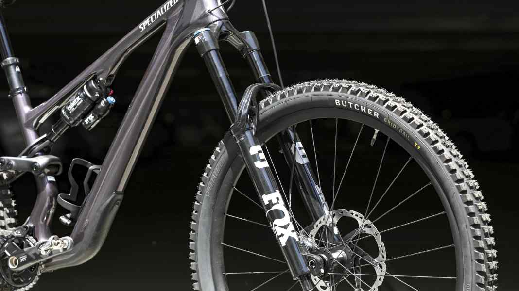 Fullys aus der Mittelklasse: Das ist der Preis für ein starkes vollgefedertes MTB