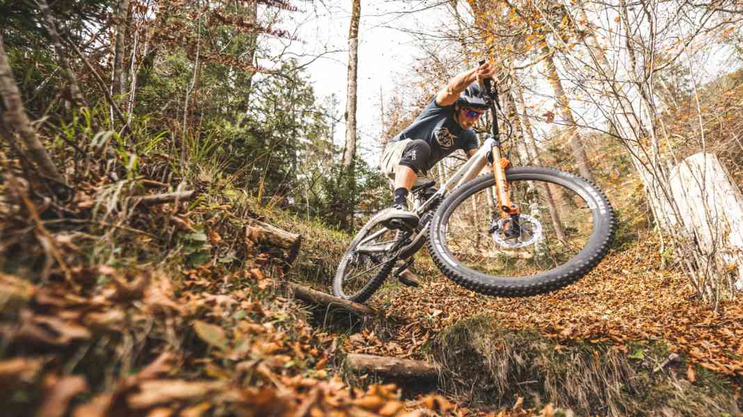Autumn equipment: 13 items that mountain bikers can use now