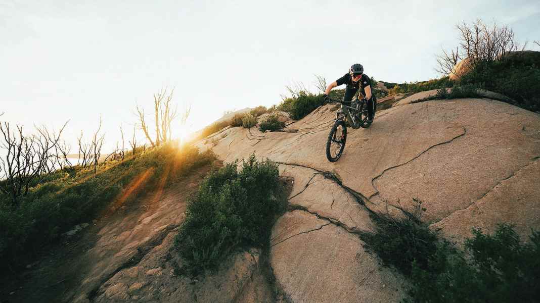 Cycling destination in December: Elba’s enduro trails at a leisurely pace