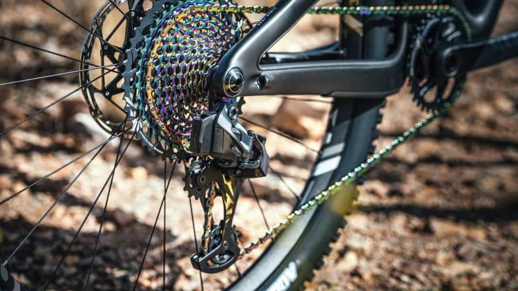 Cleaning and changing the MTB chain: How to change the chain easily!