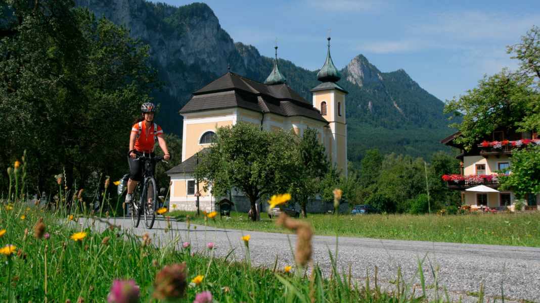 Cycling pilgrimage in the footsteps of St Wolfgang
