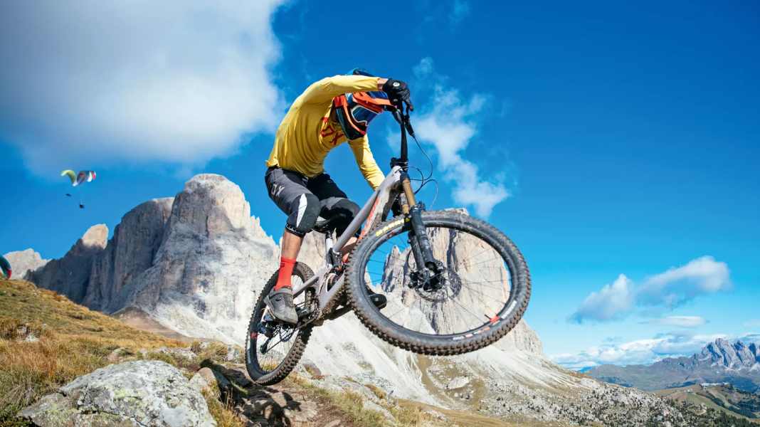 Test 170-millimetre bikes 2023: Santa Cruz Nomad 6 CC AXS