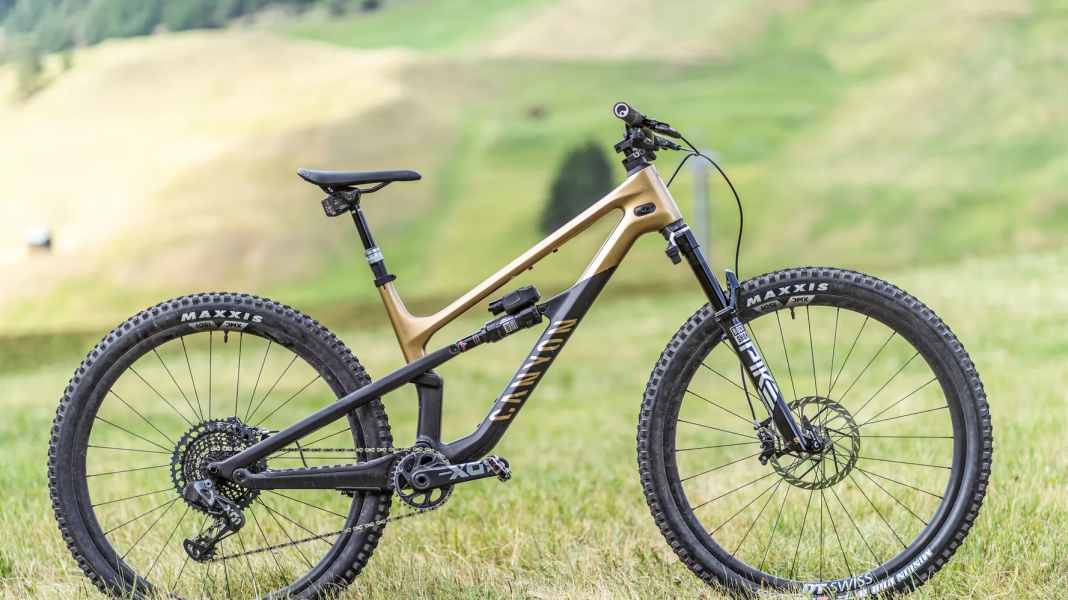 Test trail bikes 2023: Canyon Spectral 125 CF LTD