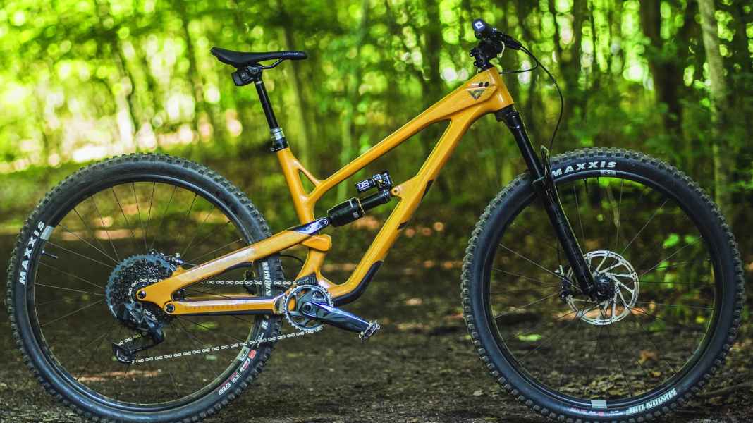 Enduro-Test 2023: YT Jeffsy Uncaged 8