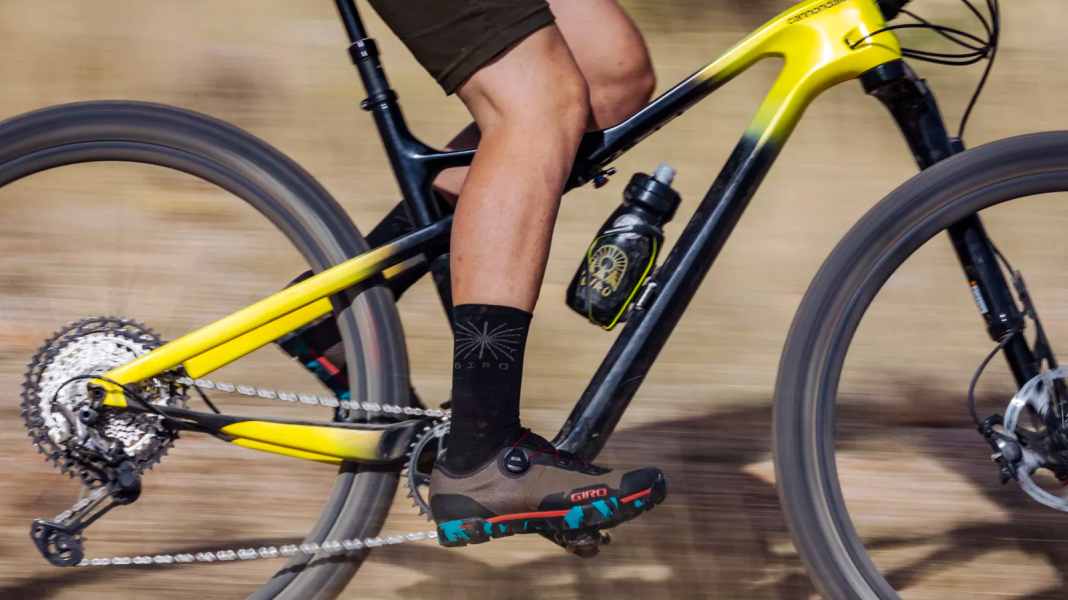 Giro Formula (Pro): Zwei neue Giro-Schuhe für Biker