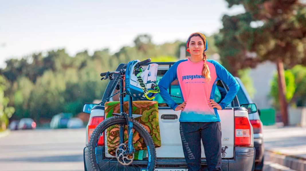 Starke Frauen im Bike-Sport: Interview mit DH-Meisterin Somaye Farahani