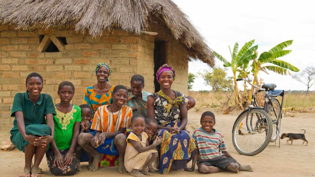 Cyclists help: Bike charity projects