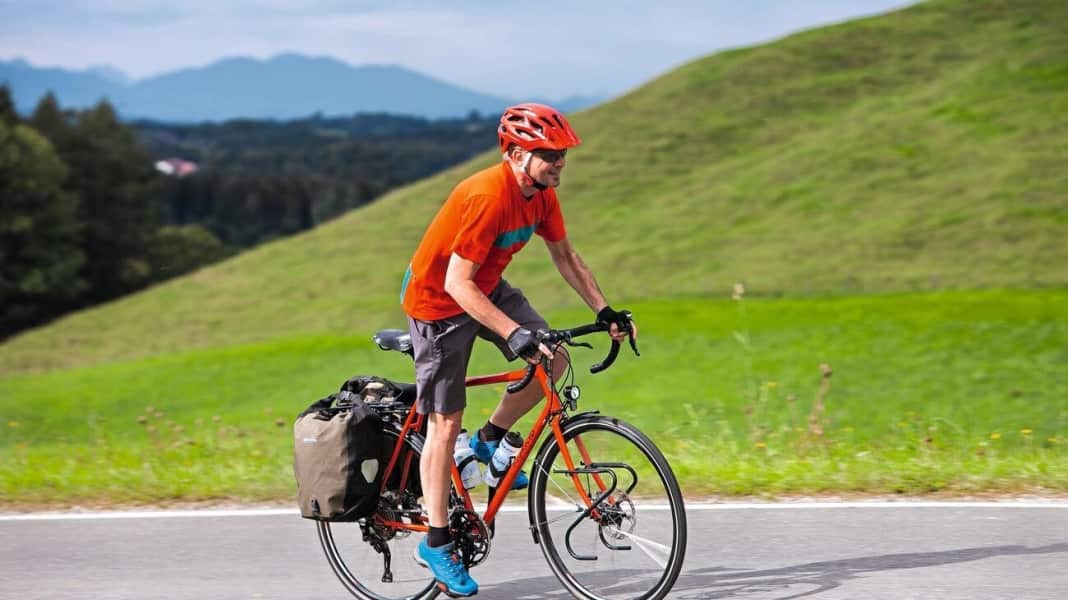 Road sweepers: modern randonneurs put to the test