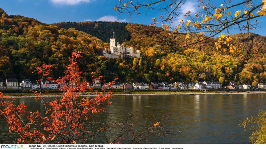 Indian summer on the Loreley-Aar cycle path