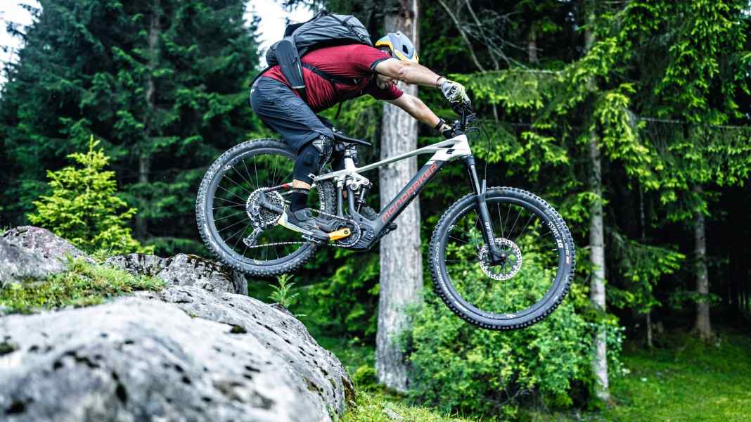 The drop is so easy thanks to the motor boost
