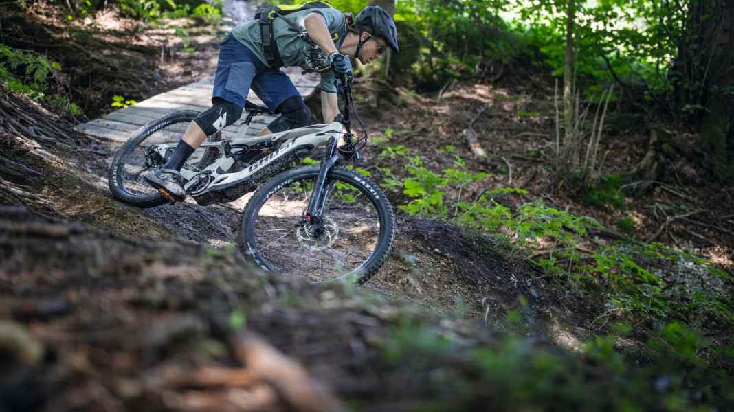 Volltreffer für Tour & Trail: Ghost Hybride ASX 6.7+