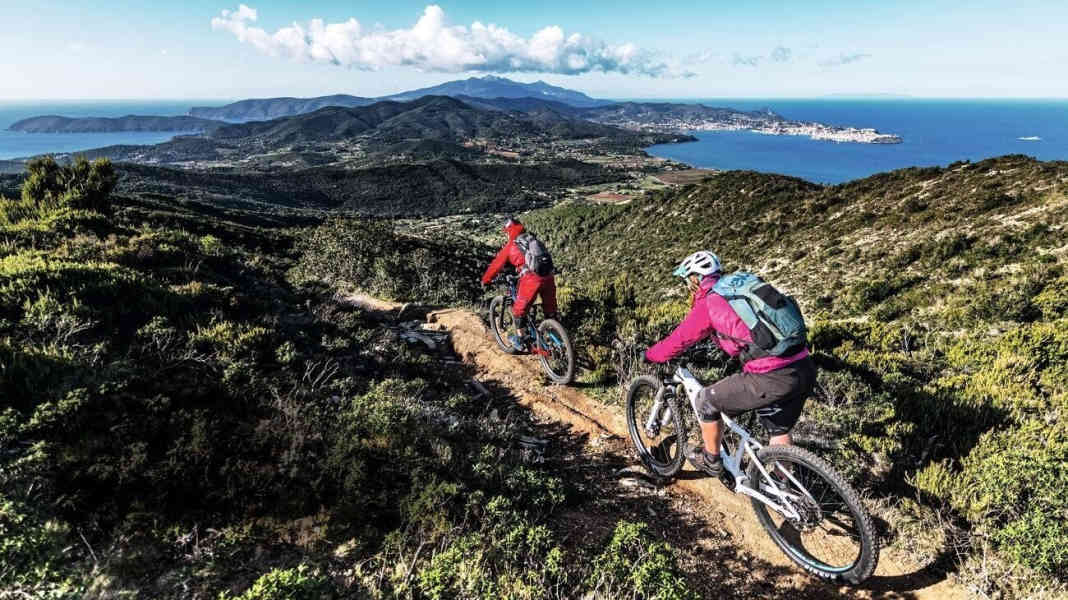 Perfekt im Frühjahr und Herbst: E-MTB-Touren auf Elba