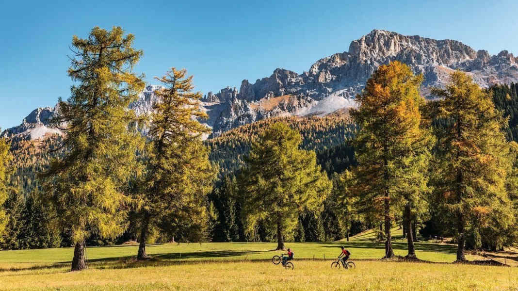 The most beautiful e-MTB tours in Latemar and Sesto