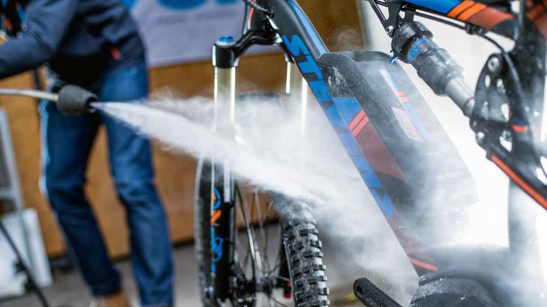 The correct handling of E-MTB batteries
