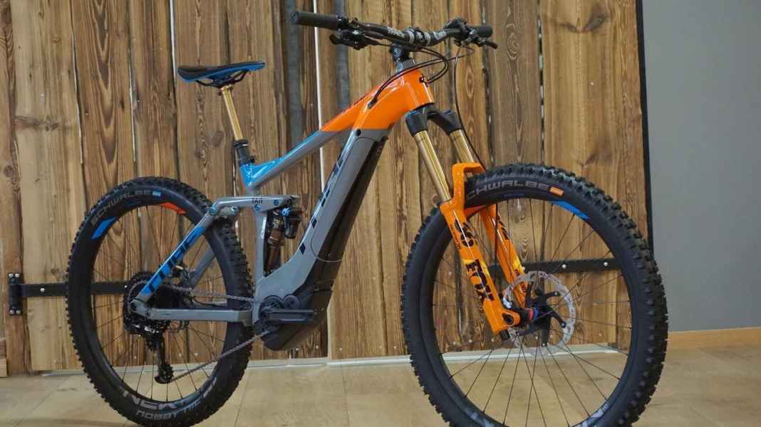 Cube E-MTBs with Powertube battery