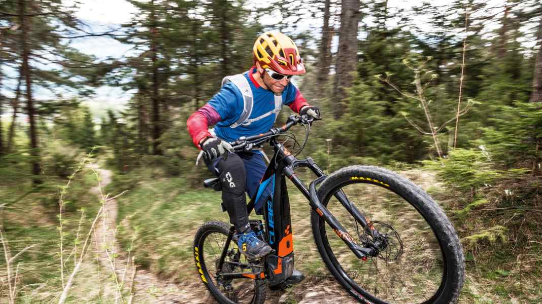 So holen Sie mehr aus ihrem E-Mountainbike
