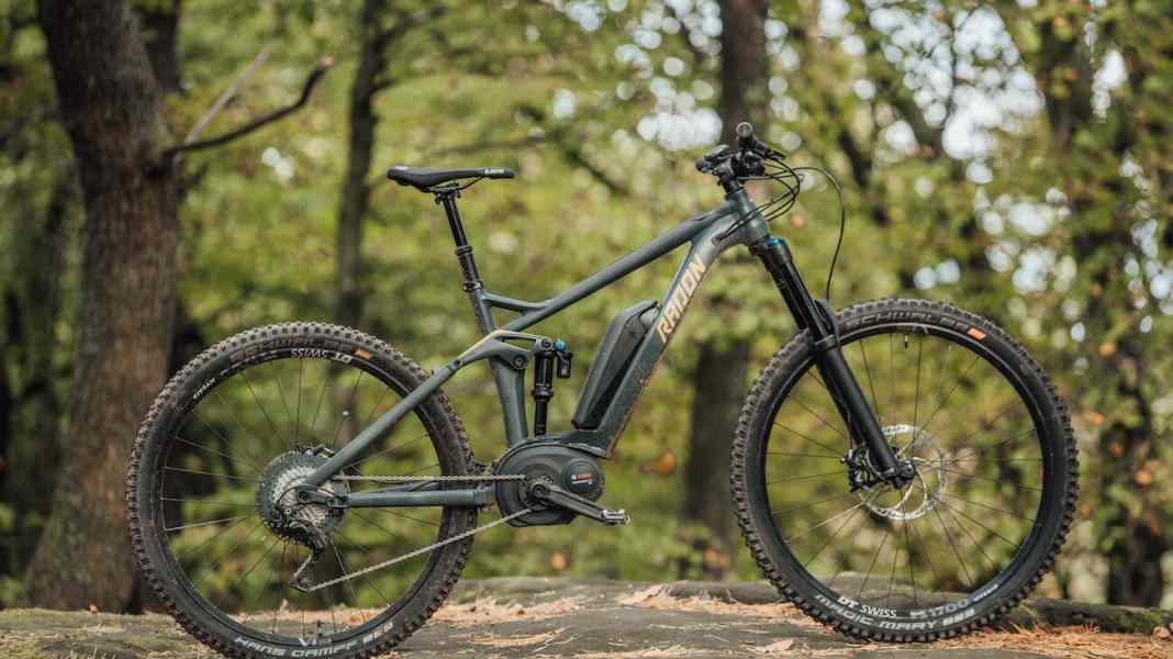 Voll auf Abfahrt: 29er-E-Enduro von Radon