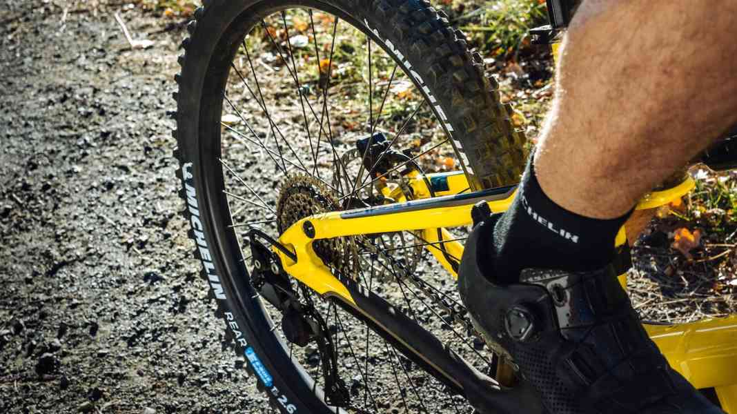 Specialist for grip and puncture protection