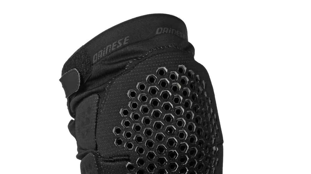 Dainese Trail Skins knee protector test