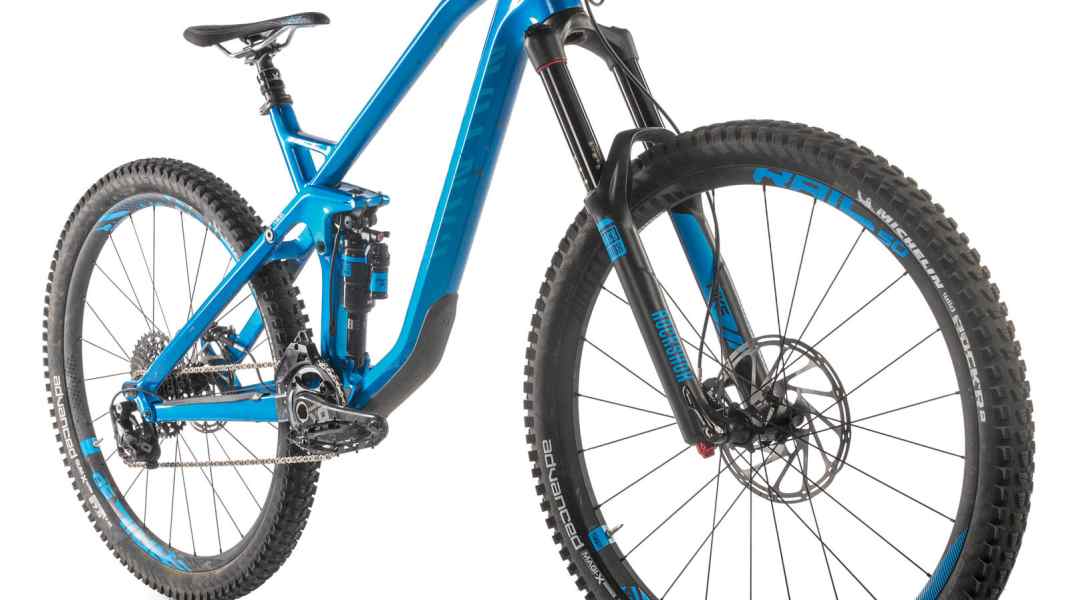 Canyon Strive CF 9.0 Race on test