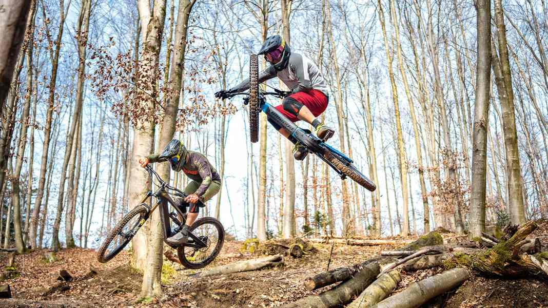 6 E-Enduros mit Wumms im FREERIDE-Test
