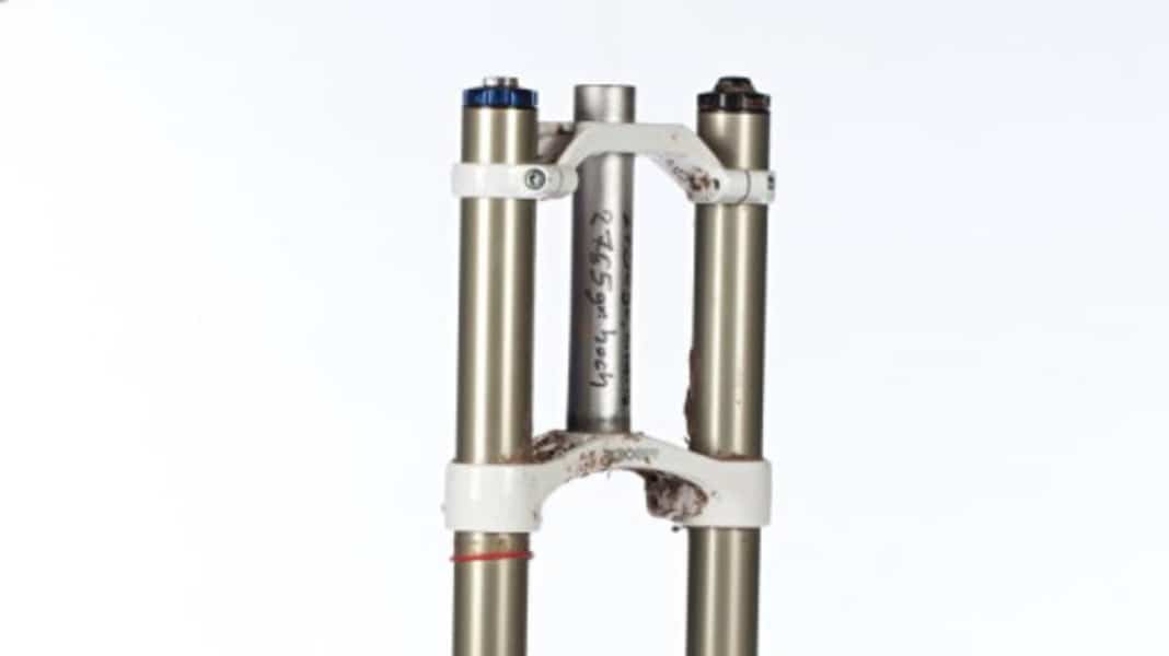 ROCKSHOX Boxxer WC in the double crown fork comparison 2014