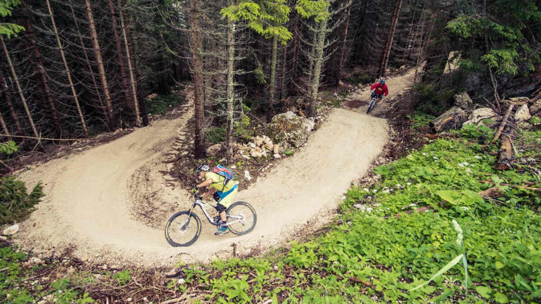 The longest flow country route in Europe