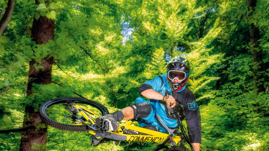 3 Big Bikes bis 2500 Euro im Test