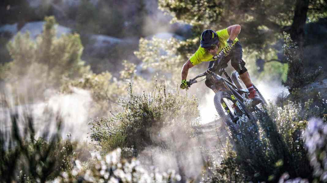 Heavy current: YT Decoy CF Pro Race e-bike