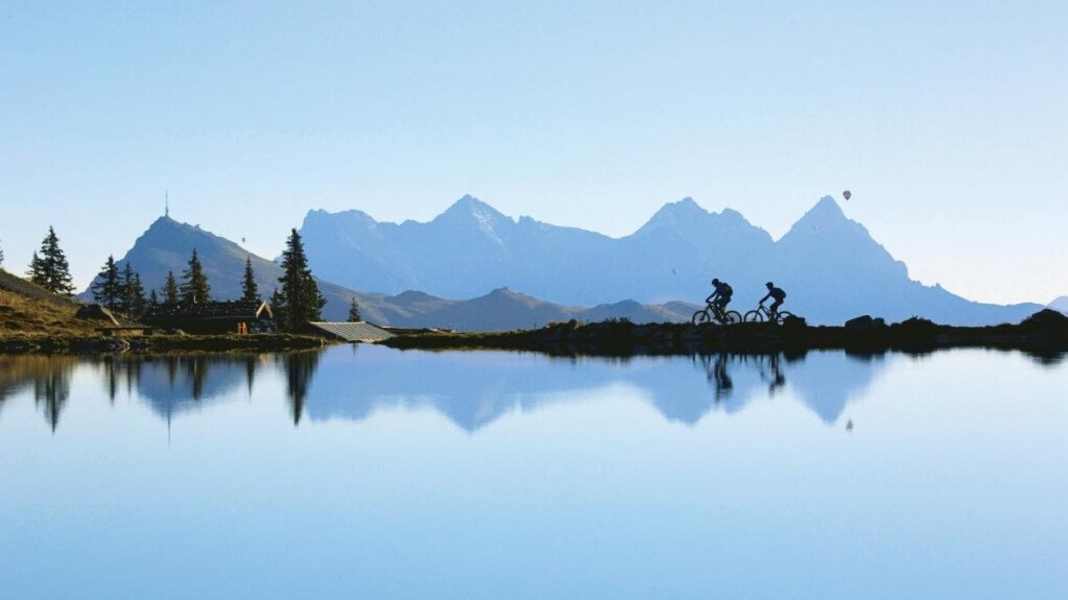 With the mountain bike to the hut tour in Kirchberg