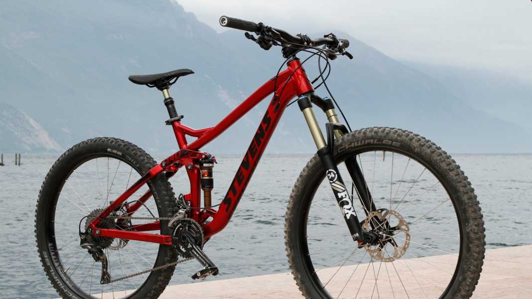 New mountain bikes in Plus format & children's MTB