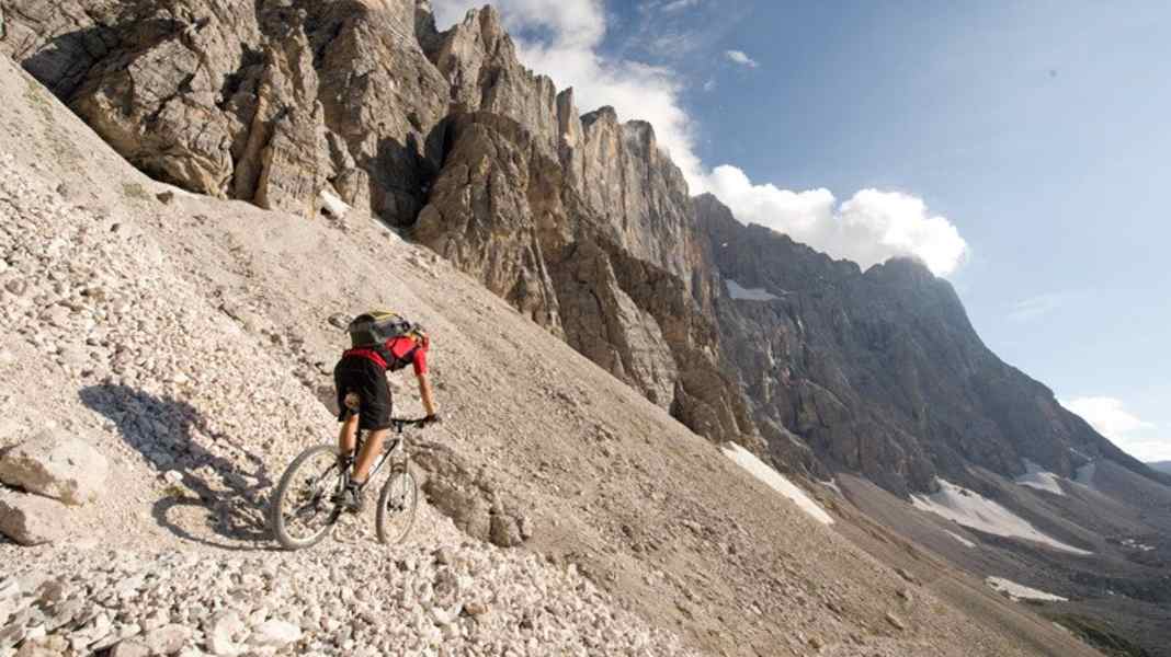 Italy: Alleghe area guide