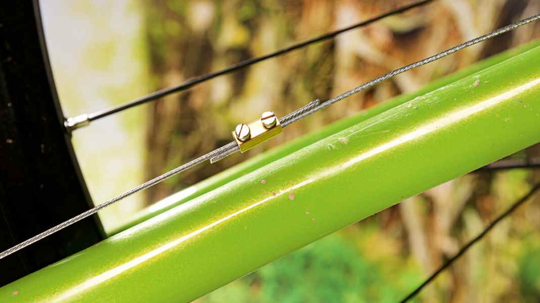 Broken chain or derailleur cable? How to get your bike fit!