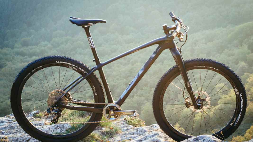 Black Beauty: the new BH Ultimate