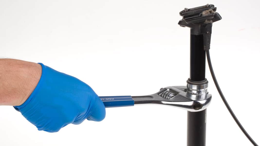 Maintenance: Rock Shox Reverb dropper post