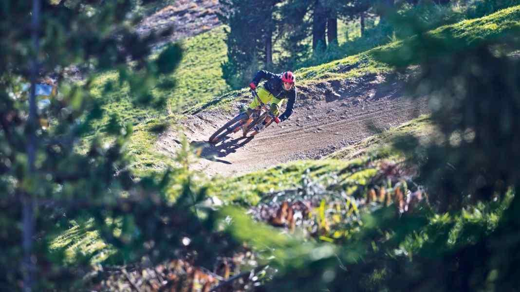 The 19 most beautiful MTB flow trails for at home and on holiday