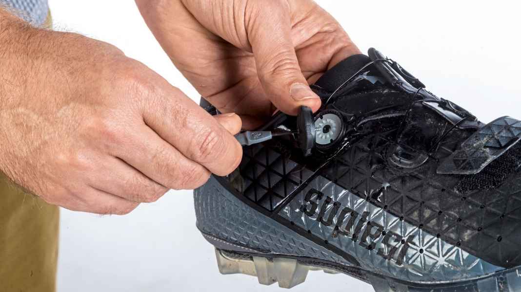 So halten Drehverschlüsse an MTB-Schuhen länger