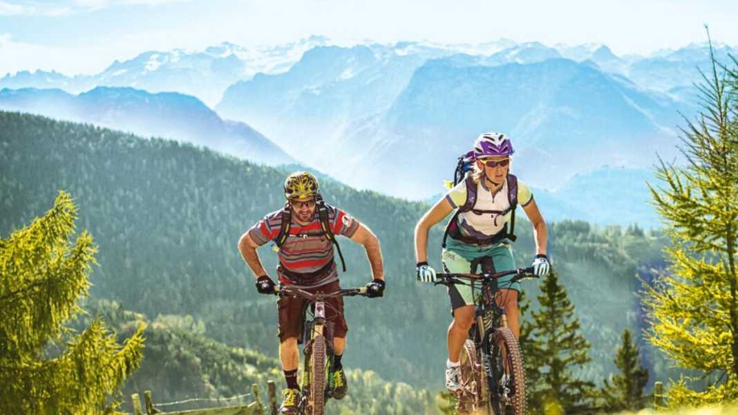 The 10 most beautiful touring areas for bikers
