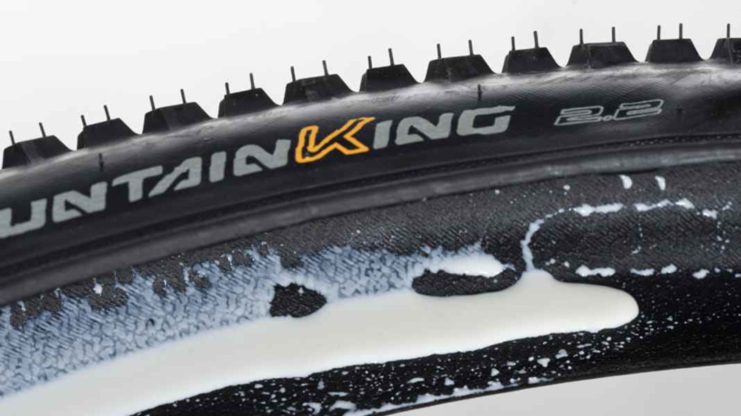 So geht's: Reifen auf Tubeless umrüsten
